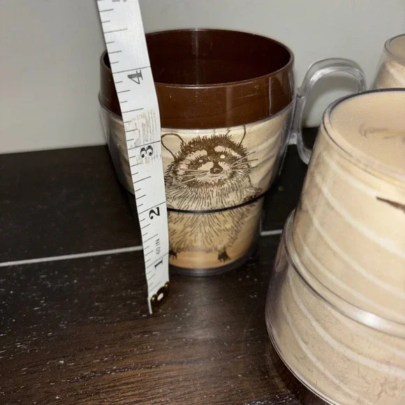 Gwen Frostic | Set of 3 | Vintage Raccoon Frog Theme | Plastic Mugs Brown Cups - Picture 9 of 11